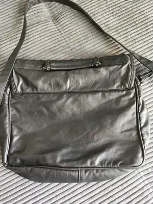 Handtasche gebraucht Bild 3