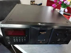 300 CD - Wechsler von Sony