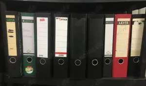 20 gebrauchte Aktenordner