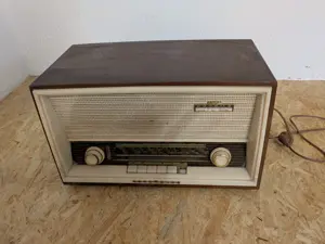 alte Radios Bild 7