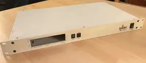Synthax SynDrive 19" Rack Gehäuse für SCSI-Laufwerke