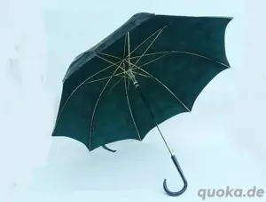 Regenschirm v. Pierre Cardin 