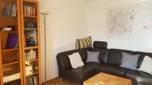 Wunderschöne, voll eingerichtete 2-Zi-DG-Whg. in S-Stadtmitte befristet vom 1.9.25 - 31.1.26 Bild 3