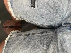 Ich will mich ausziehen discret 