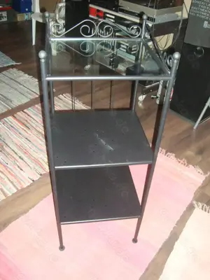 schwarzes metallregal mit einer glasplatte, nur abholung