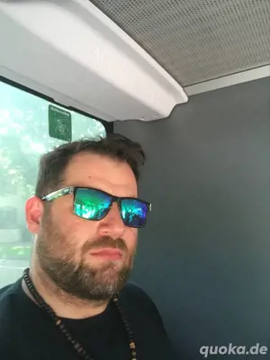 Er Sucht Sie