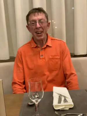 Harry 55J 90kg 186 cm nicht Attraktiv aber liebevoll sucht Symphathische Seniorin zw. 60-75J Bild 2