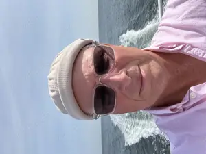 Frau mit Lust auf Abenteuer 