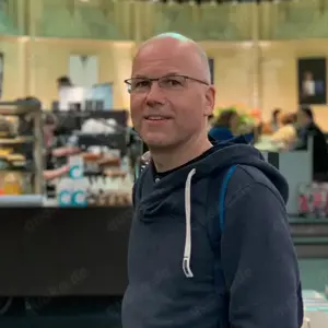 Ja ich bin alt leider..wäre trotzdem was möglich ?