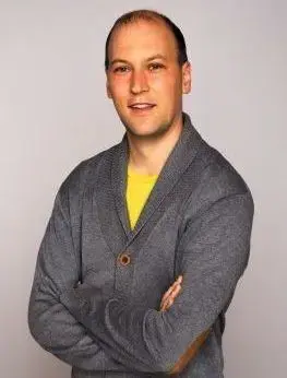 Ist hier eine Frau bis 35 Jahre auf der Suche nach einem ehrlichen Mann?