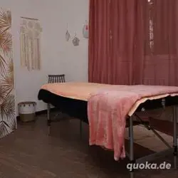 Tantrische Wellnessmassage - Sinnlichkeit & Tiefenentspannung - Diskretion garantiert