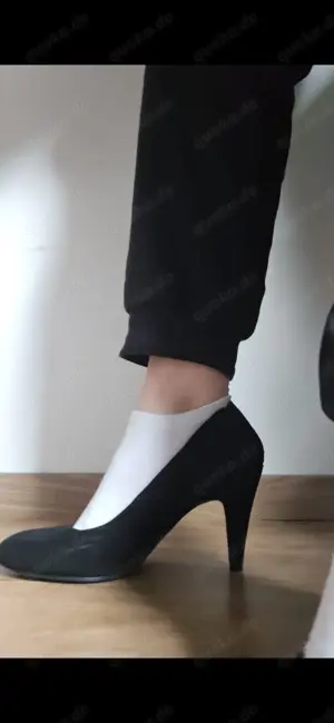 Verkaufe getragene Socken Bild 2