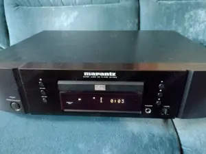 MARANTZ SA7003 Stereo SACD CD-Spieler CD Player wie neu