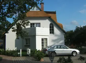 ZINGST: 3-Zi-Ferienwohnung in bester Lage direkt in der Seestraße Bild 2