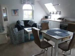 3-Zi-Ferienwohnung PIRATENNEST 1 und 2 im Ostseeheilbad ZINGST Bild 2