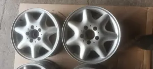 Verkaufe gut echaltene 4stk Alufelgen M.B Cklacce.W203 Bild 3