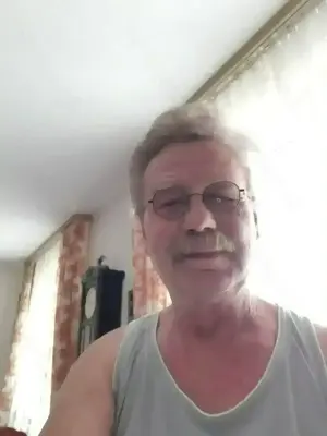 Er sucht Anschluss bei Paar M W oder W W in 98528 Suhl 