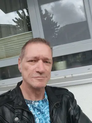 Suche devote Milf 50 plus 