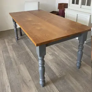 Grauer Fichtentisch Esstisch Küchentisch Landhaustisch B180 in Starnberg Platte Honigfarben 180x90cm Bild 4