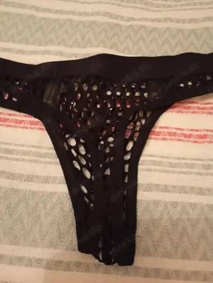 Schöner schwarzer Slip 