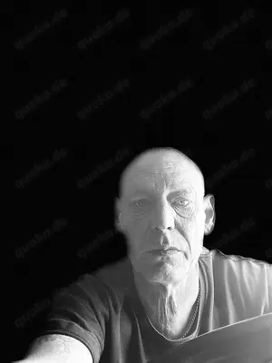 Attraktive Milf verheiratet Single gesucht 