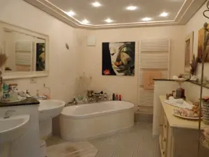 Traumbad zusammen in der Badewanne Whirlpool ! Bild 2