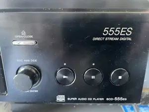 Sony SCD 555es Super Audio CD Player Bild 2