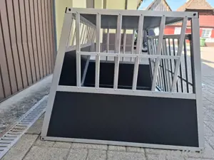 Hundetransbortbox neuwertig Bild 3