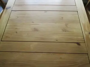 Pinie Esstisch mit 4 Stühle in sehr guten Zustand Bild 2