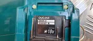Makita Akku-Kettensäge DUC254 in 18 V + 2 Stück Akkus BL1850B + DC18RC + 3 Sägeketten, neu-unbenutzt Bild 2