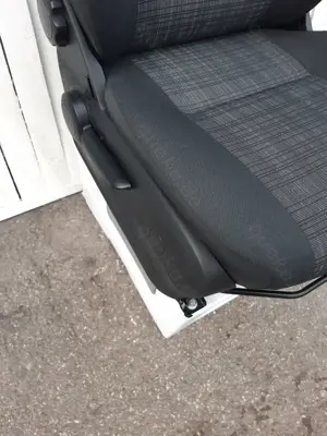 VW Crafter MB Sprinter 906 Beifahrersitz Tunja Einzelsitz Sitz Bild 6
