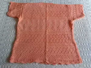 Mädchenbekleidung Pullover Jacke Handarbeit Unikat ca. Gr. 152 Bild 2
