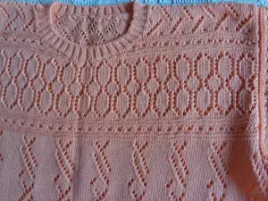 Mädchenbekleidung Pullover Jacke Handarbeit Unikat ca. Gr. 152 Bild 3