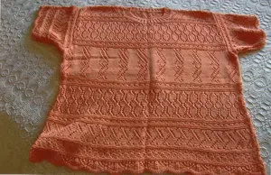 Mädchenbekleidung Pullover Jacke Handarbeit Unikat ca. Gr. 152 Bild 4