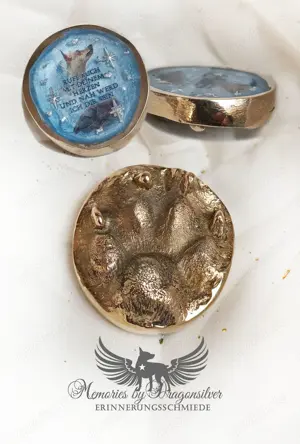 Original Pfotenabdruck als Schmuck ,Gürtelschnalle und mehr - Erinnerungen aus Goldschmiedehand Bild 3