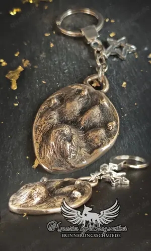 Original Pfotenabdruck als Schmuck ,Gürtelschnalle und mehr - Erinnerungen aus Goldschmiedehand Bild 7