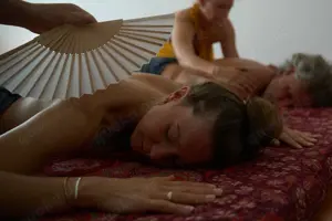 Tantra Paar Massage > sinnlich & tantrisch Bild 7