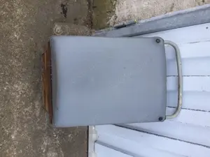 alte Bussitze Ikarus L260 Omnibus Oldtimer  Bild 5