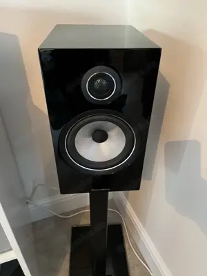 Bowers & Wilkins 706 S2