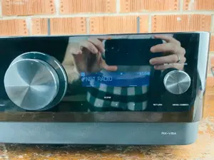 Yamaha RX-V6A AV-Receiver Bild 4