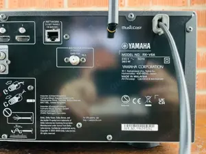 Yamaha RX-V6A AV-Receiver Bild 3