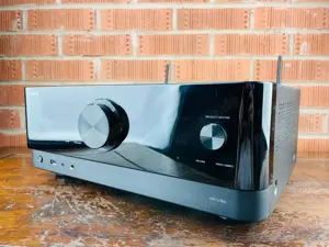 Yamaha RX-V6A AV-Receiver Bild 5