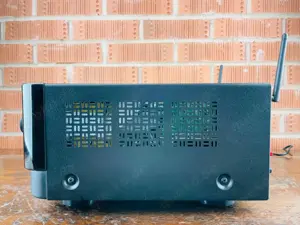 Yamaha RX-V6A AV-Receiver Bild 10