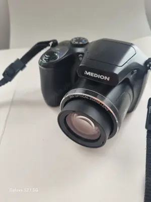 Digital Kamera MEDION mit allem Zubehör und Funktioniert perfekt Bild 5