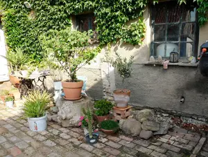 Pflanzenständer Blumentopf Untergestell Garten Konsole Beistelltisch Blumentreppe alte Ziegel Backst Bild 6