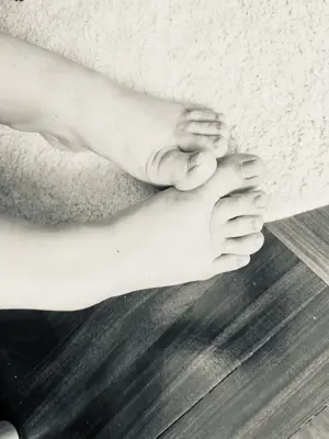 Getragene Socken von Mistress Nadine   diskret & echt