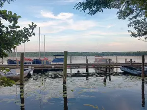 Wer kommt mit mir zum See und lässt sich verwöhnen?