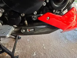 Akrapovic Slip-On Line (Titan) für BMW F 900 R F 900 XR mit Carbon- Hitzeschild Bild 2