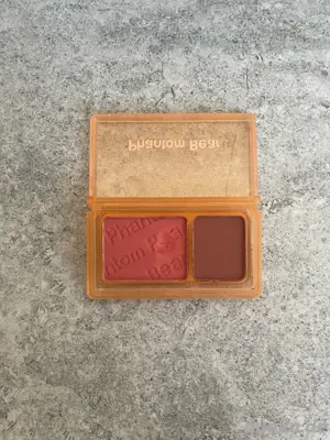 Two-color Lidschattenpalette, Phantom Bear, rot, braun, Make-Up Bild 4