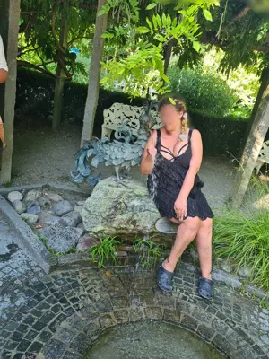 Ich bin die mollige Jeanette 